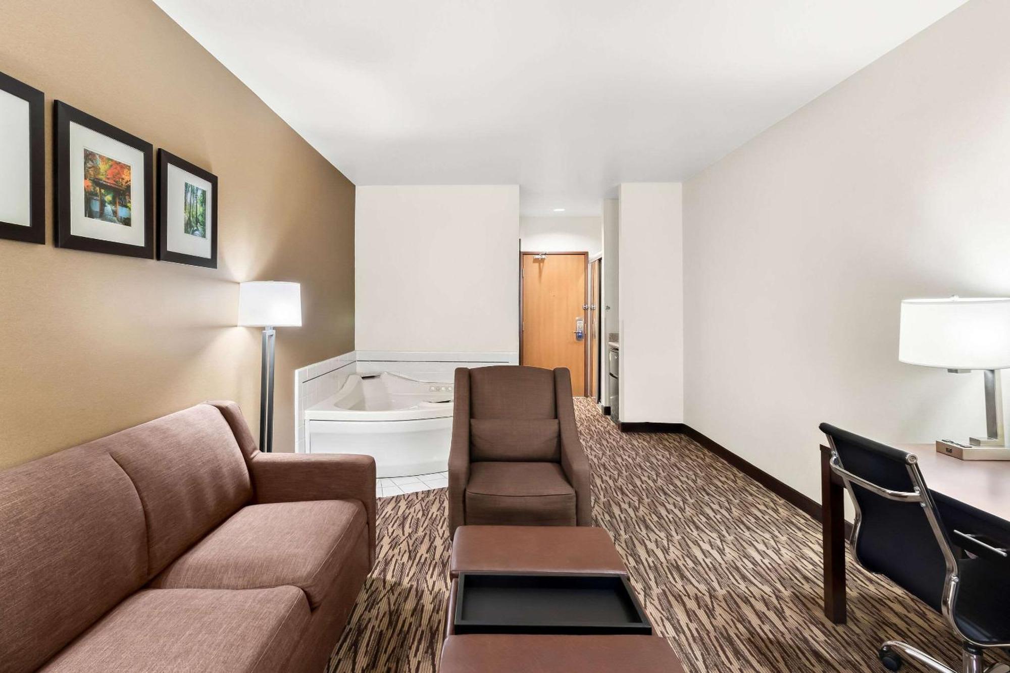 Comfort Airport 2* Portland