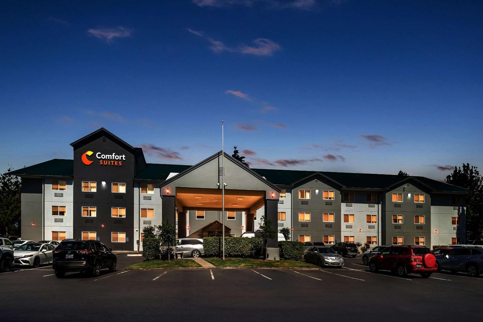Comfort Airport Hotel