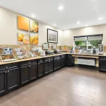 Comfort Suites Portland Airport