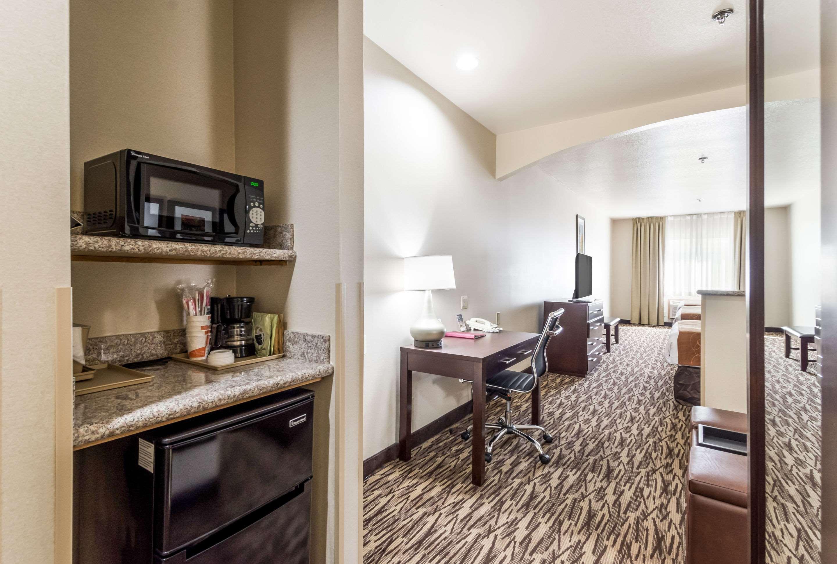 Hotel Comfort Airport
