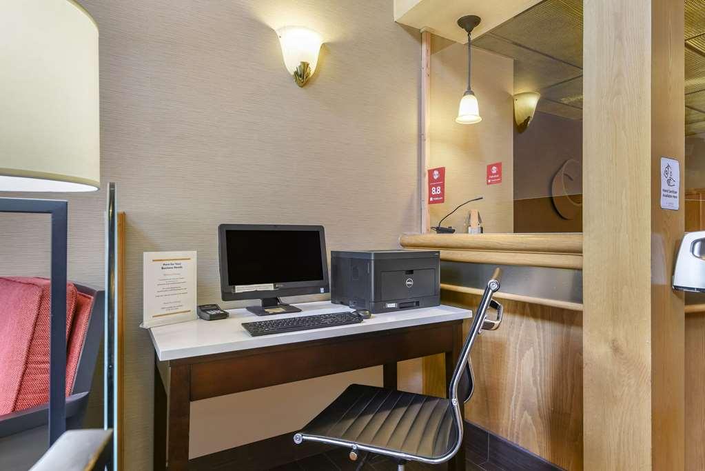 Hotel Comfort Airport